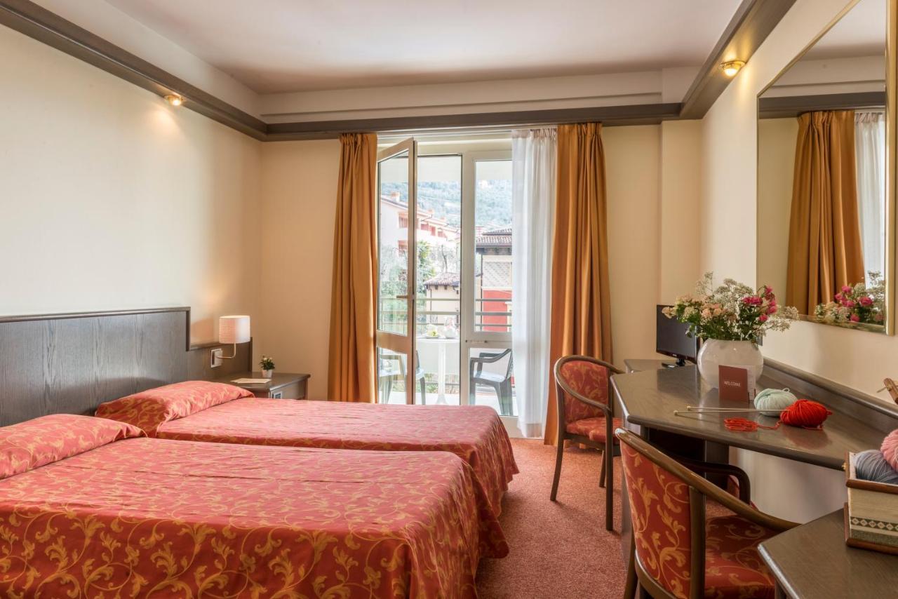 Hotel Drago - Garda Lake Collection 브렌조네 술 가르다 외부 사진